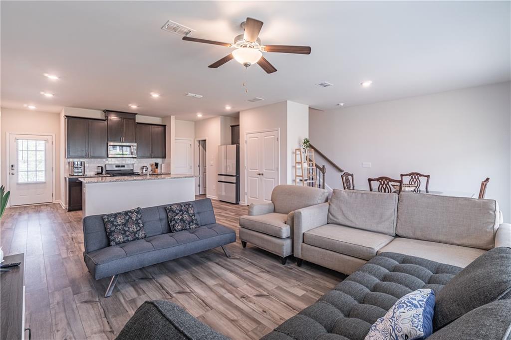 1452 Villageside Court