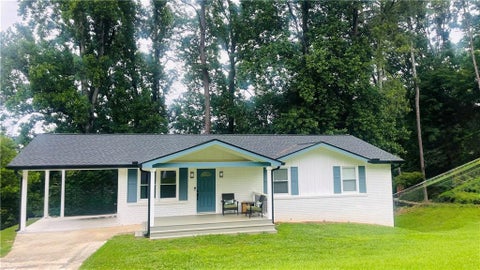 Homes For Sale - 445 Dan Place<br/> Smyrna, GA 30082