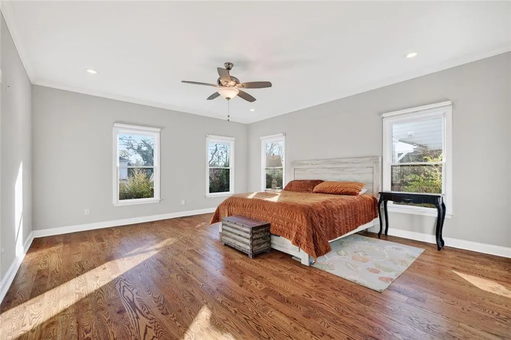 Atlanta, Georgia 30317, United States, 4 Bedrooms Bedrooms, ,4 BathroomsBathrooms,Residential,Active,254103