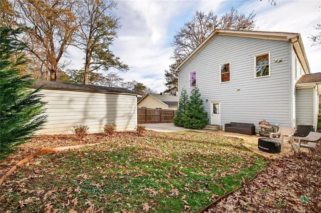 Atlanta, Georgia 30317, United States, 4 Bedrooms Bedrooms, ,4 BathroomsBathrooms,Residential,Active,254103