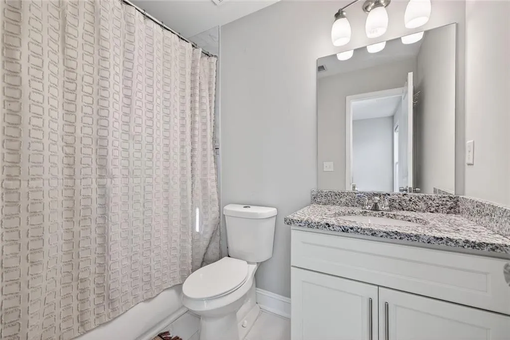 Atlanta, Georgia 30317, United States, 4 Bedrooms Bedrooms, ,4 BathroomsBathrooms,Residential,Active,254103