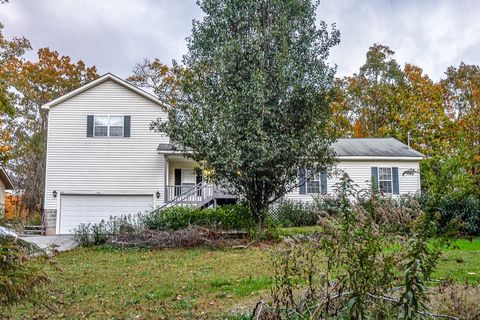 A home in Calhoun