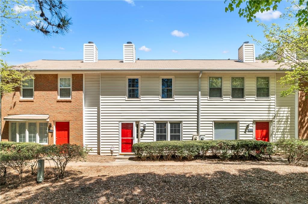 223 Chads Ford Way, Roswell, Georgia image 1