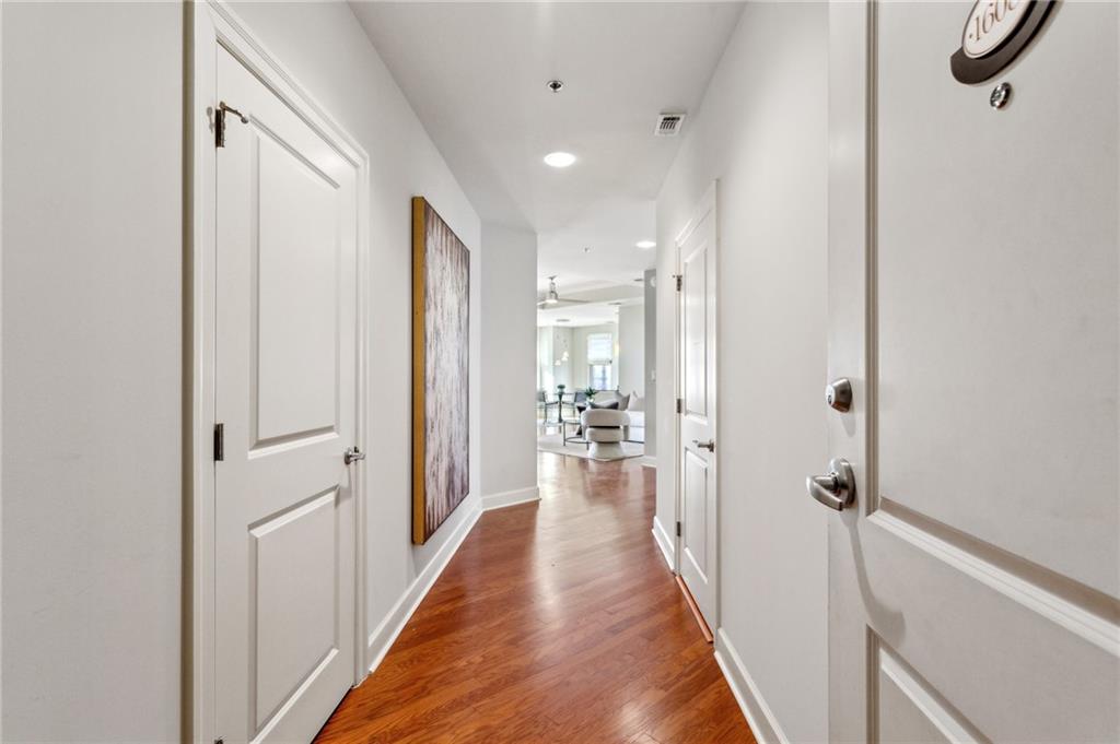 325 E Paces Ferry Road NE 1608