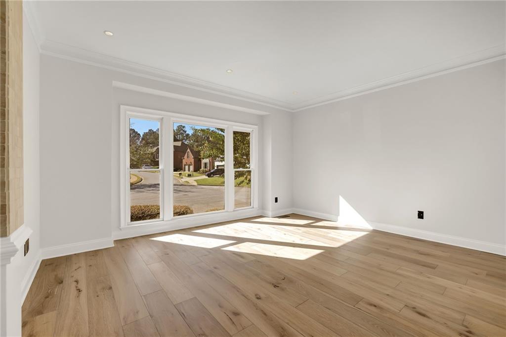 5022 Duxford Drive SE