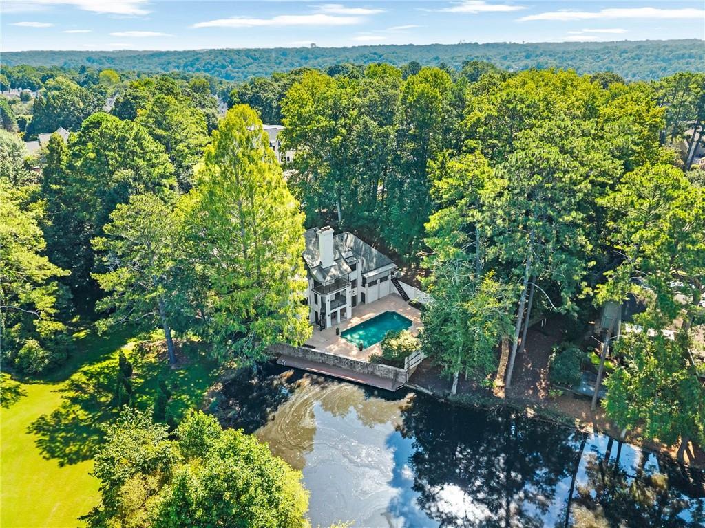 550 Atlanta Country Club Drive SE