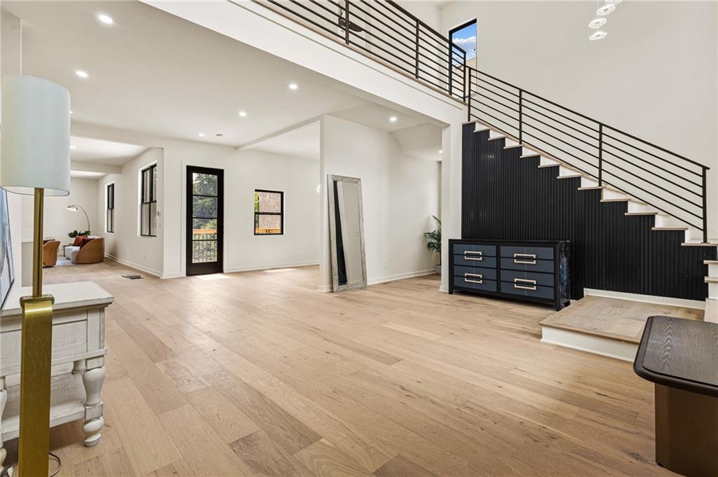 1301 Lavista Road NE