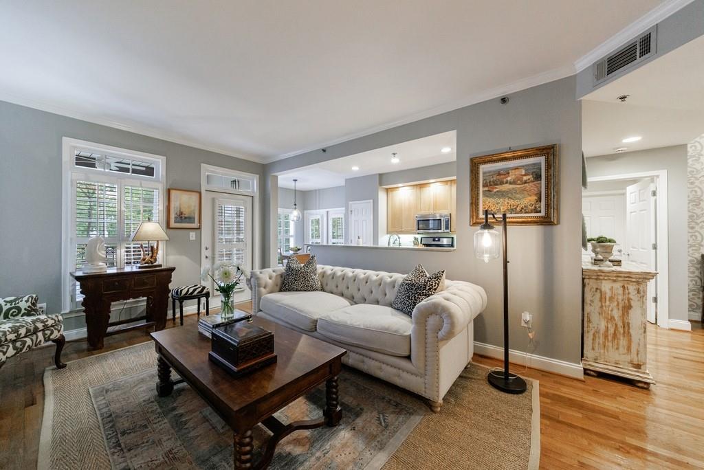 50 BISCAYNE Drive NW 4110