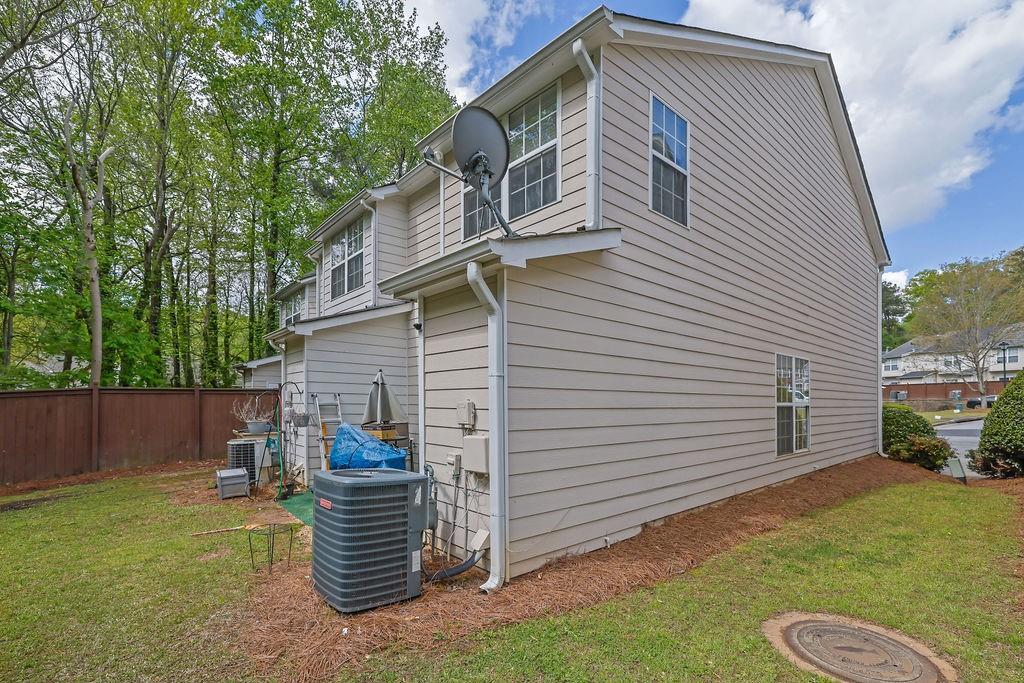 984 Redwood Drive, Norcross, Georgia image 23