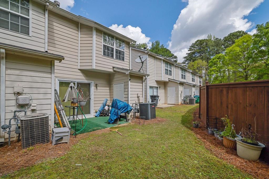 984 Redwood Drive, Norcross, Georgia image 22