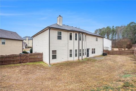 A home in Fairburn