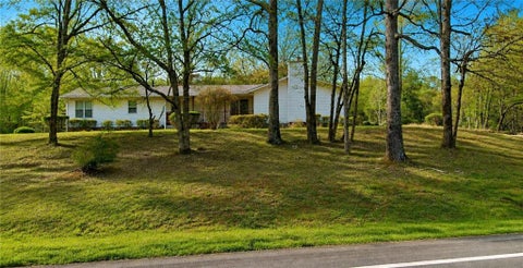 Homes For Sale - 335 Springdale Road<br/> Stockbridge, GA 30281