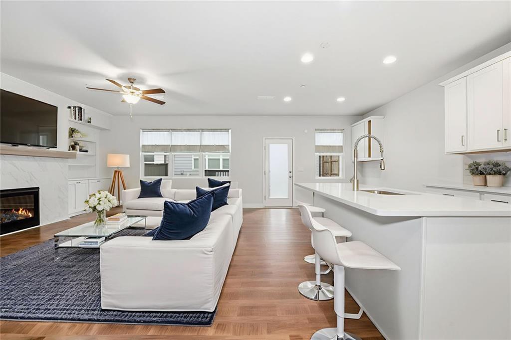 356 Hayden Circle