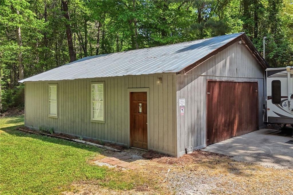 114 Oakcrest Circle
