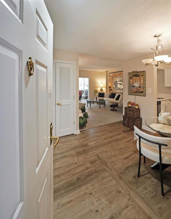 1800 Clairmont Lake A111