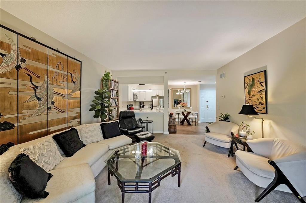 1800 Clairmont Lake A111