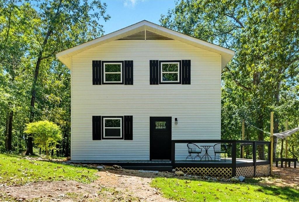 96 Collins Road NE