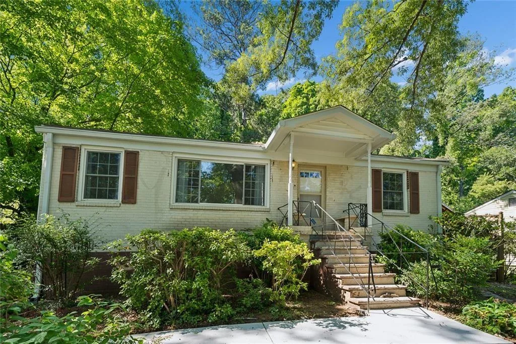 1972 Shalimar Drive NE