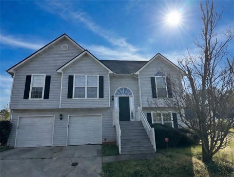 Homes For Sale - 6270 Varnay Court<br/> Lithonia, GA 30038