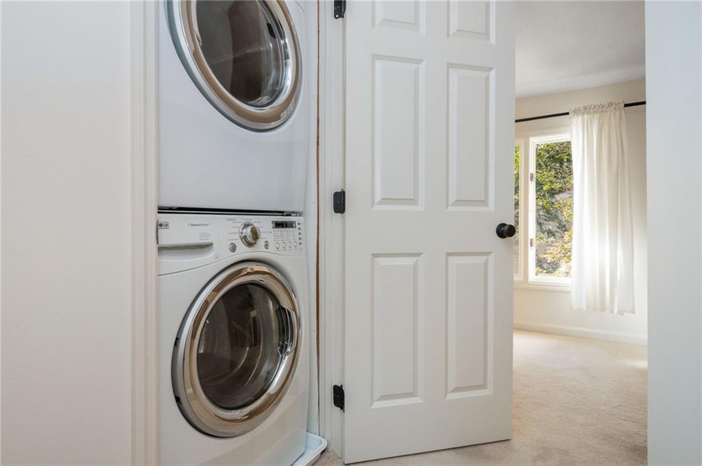 Vinings Ferry - Residential