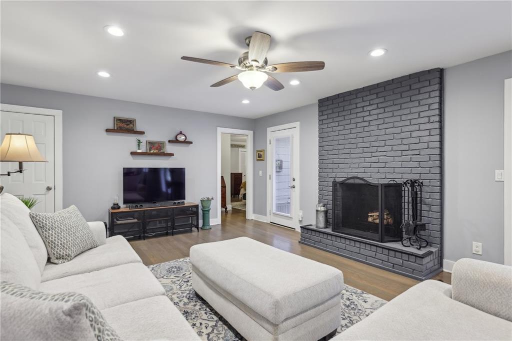 1280 Sherry Drive, Alpharetta, Georgia image 11