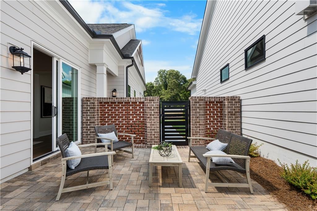 667 Beechwood Way