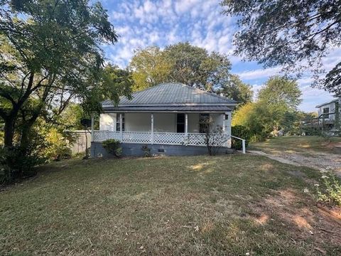 649-B Leather Street Buford GA 30518