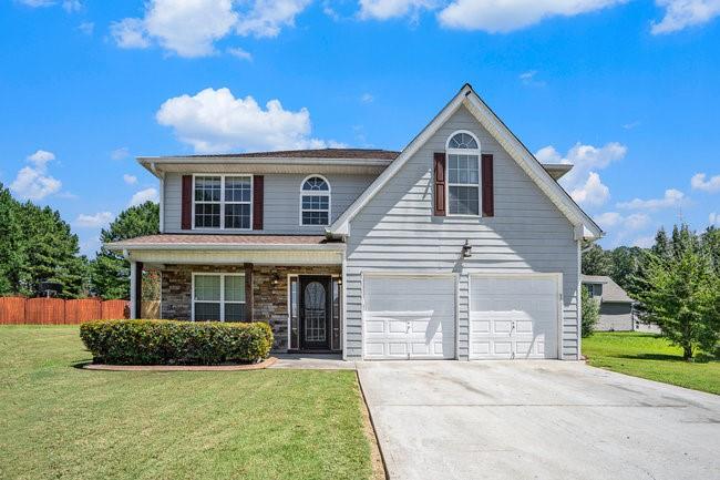 Amazing 5 Bedroom, 3 Full Bath Home in Great Location! Inviting Foyer Welcomes As You Enter. Features Include Hardwood Floors, Separate Dining Room, Living Room or Office, Spacious Family Room w/Fireplace and Wonderful Eat-In Kitchen w/Pantry, Stainless Steel Appliances and View to Family Room for Easy Entertaining. Oversized Master Retreat w/Trey Ceiling, Private Bath w/Separate Tub and Shower. Great Size Secondary Bedrooms. Enjoy the Outdoors on The Screened Porch Over looking Level Fenced in Backyard. All on a Cul-de-sac Lot.
