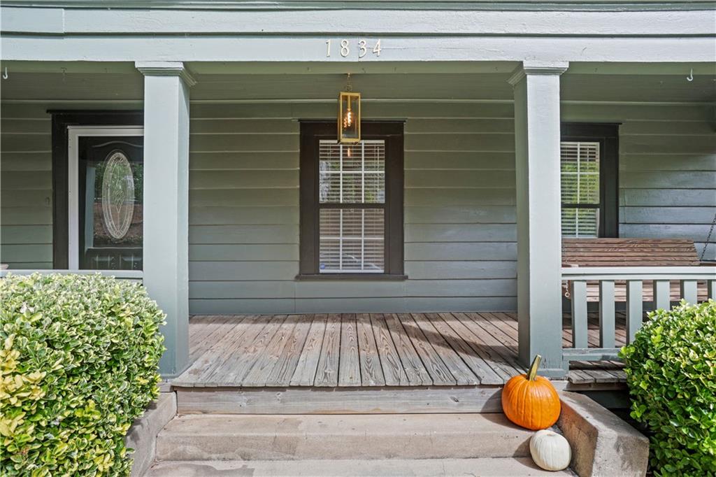 1834 Mclendon Avenue NE