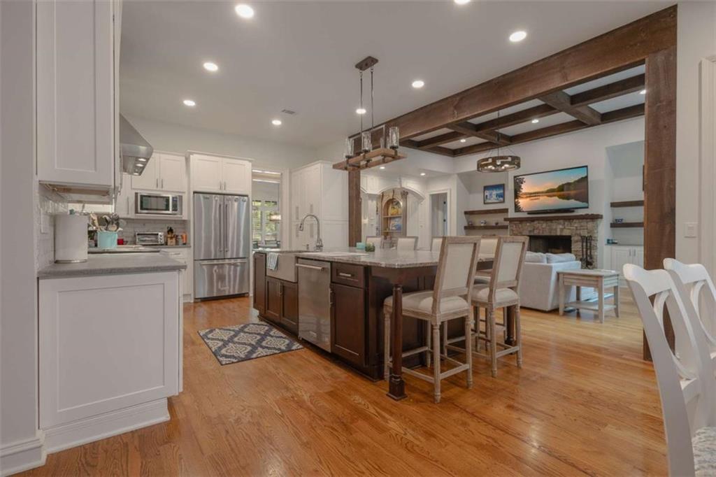 6029 Shadburn Ferry Road, Buford, Georgia image 7