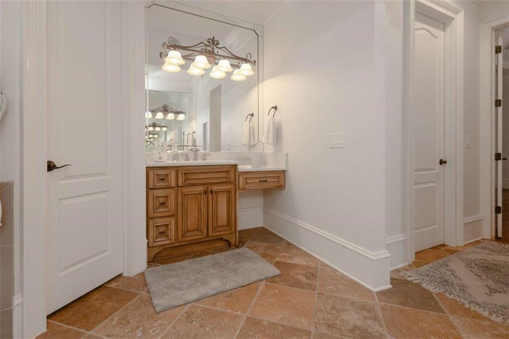 6029 Shadburn Ferry Road, Buford, Georgia image 23