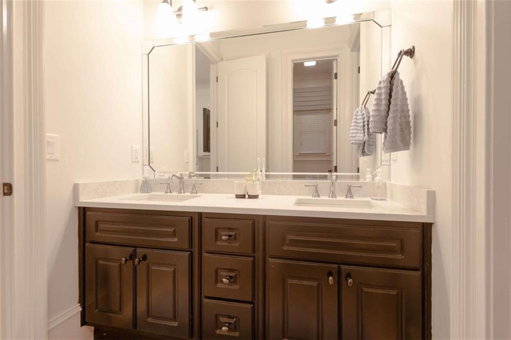 6029 Shadburn Ferry Road, Buford, Georgia image 30