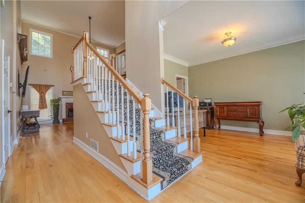 2255 Pinehaven Court