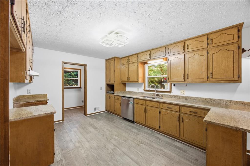 4533 Settingdown Road