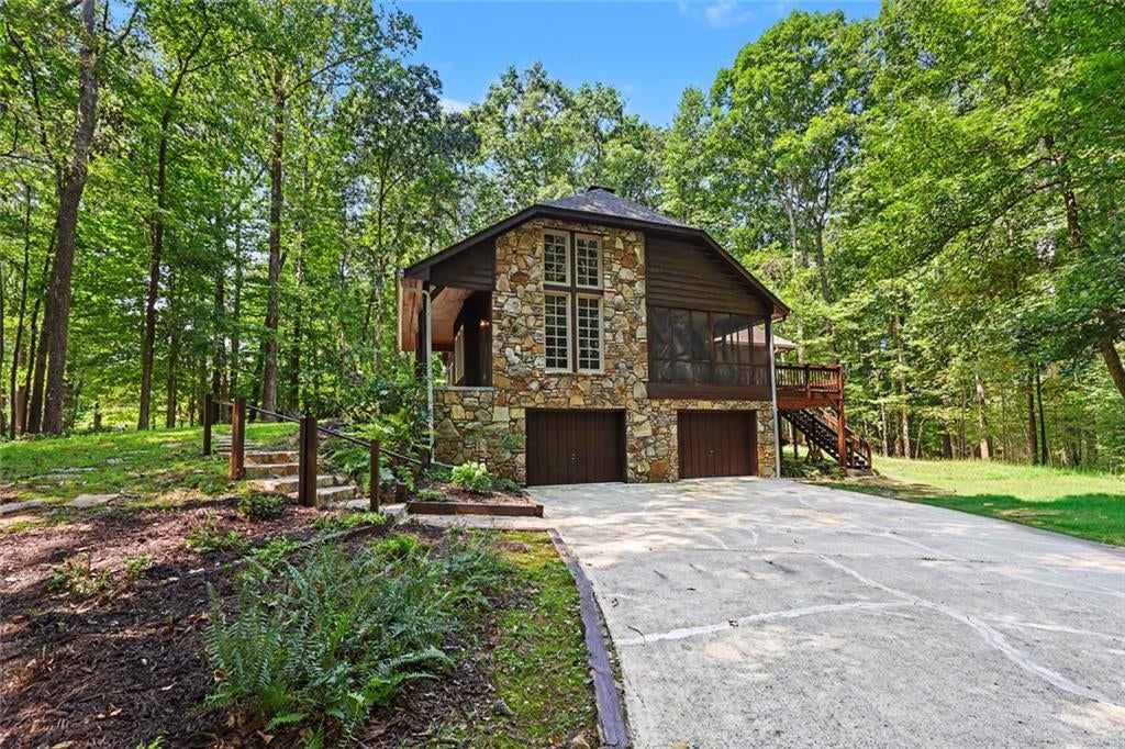 729 Lost Mountain Trail NW