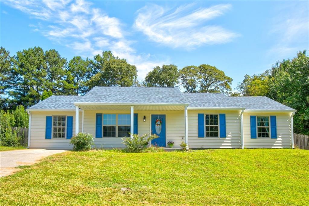 Adorable Ranch in a quiet neighborhood with no HOA. This cozy 3 bedroom, 2 bathroom home won't last long. Great first home, empty nest, or investment. Large front yard and back yard with plenty of room for family gatherings and barbecues. New Architectural Shingles Roof and new Gutters, recessed lighting in Living Room and Hall, ceiling fans in Den and all Bedrooms. Ceramic Tile in the Kitchen, Den, Dinning Room, Living Room and Hall. Carpet in the Bedrooms. Convenient to shopping and schools yet has an 'away from the fray' feel to the area which is surrounded by open pastures and fields. If you are looking for a cozy well kept ranch, this is a must see home!