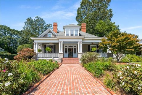 Homes For Sale - 531 Thomaston Street<br/> Barnesville, GA 30204