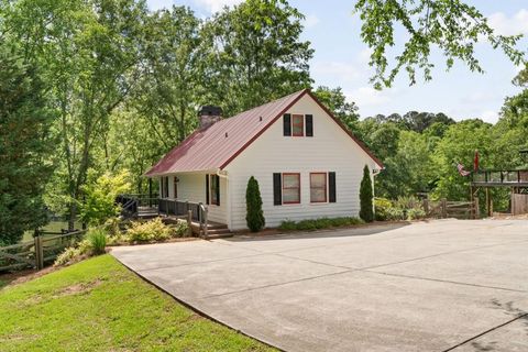 243 E Riverbend Drive Eatonton GA 31024