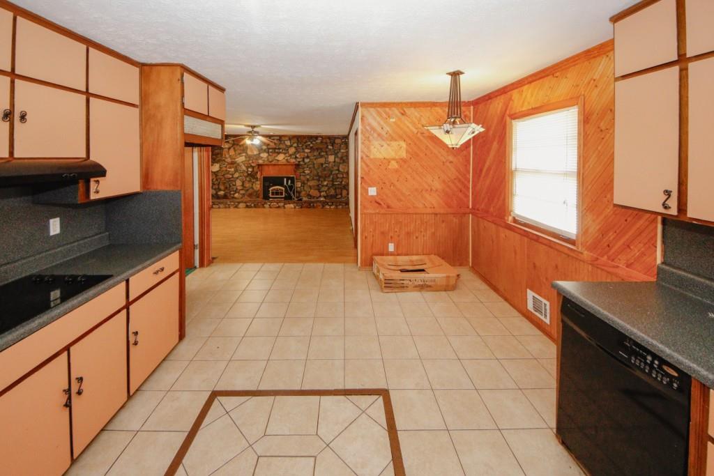 3257 Georgian Woods Circle