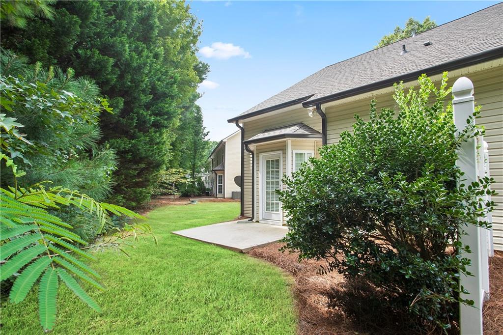 184 DARBYS CROSSING Court