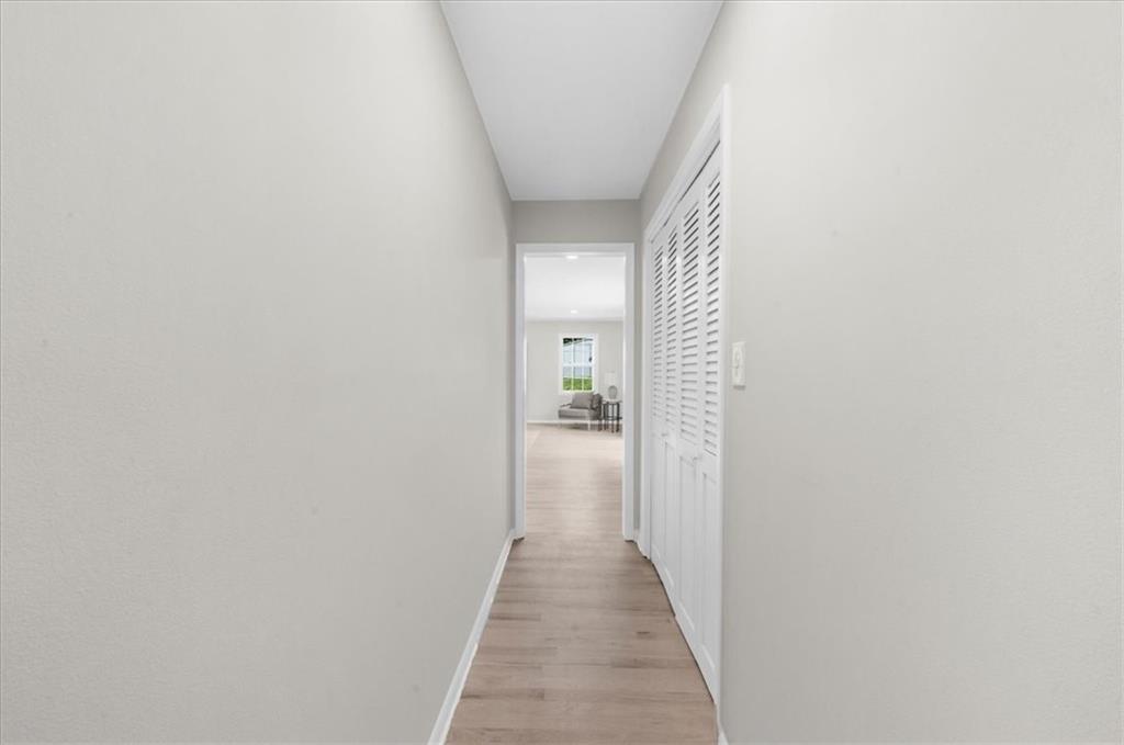 7300 Wynhill Drive, Sandy Springs, Georgia image 39