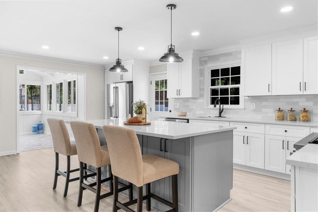 7300 Wynhill Drive, Sandy Springs, Georgia image 27