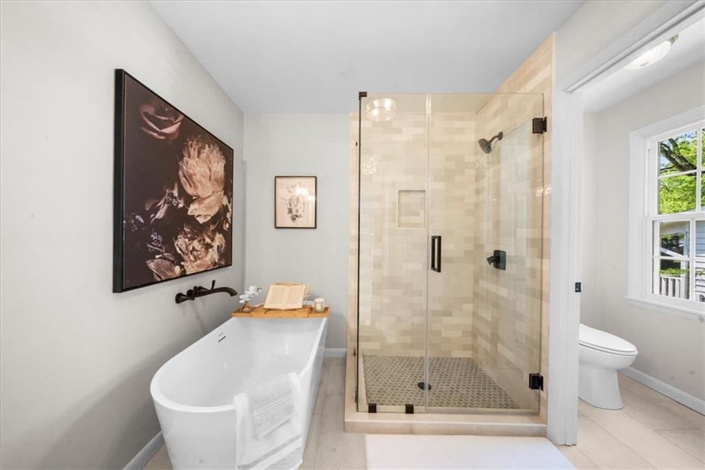 7300 Wynhill Drive, Sandy Springs, Georgia image 47