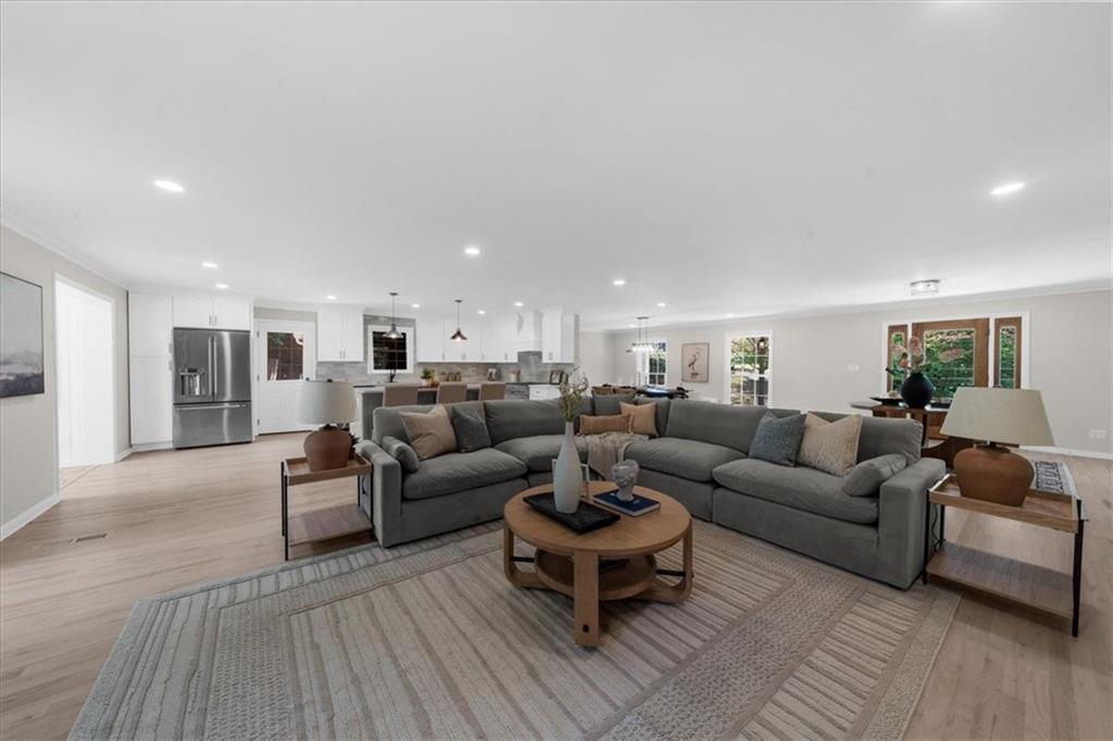 7300 Wynhill Drive, Sandy Springs, Georgia image 18
