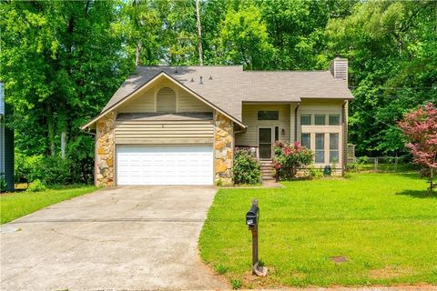 1131 Bailing Drive Lawrenceville GA 30043