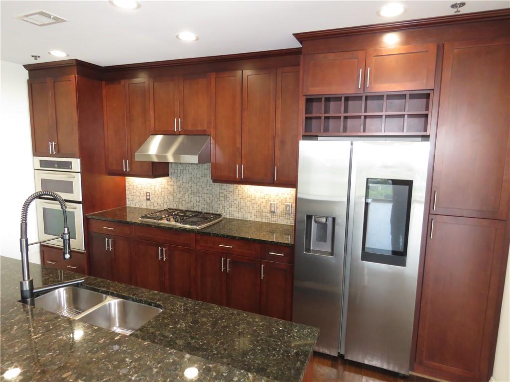 270 17th Street NW 3801