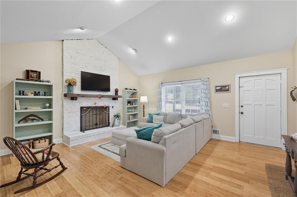 4466 Sardis Drive