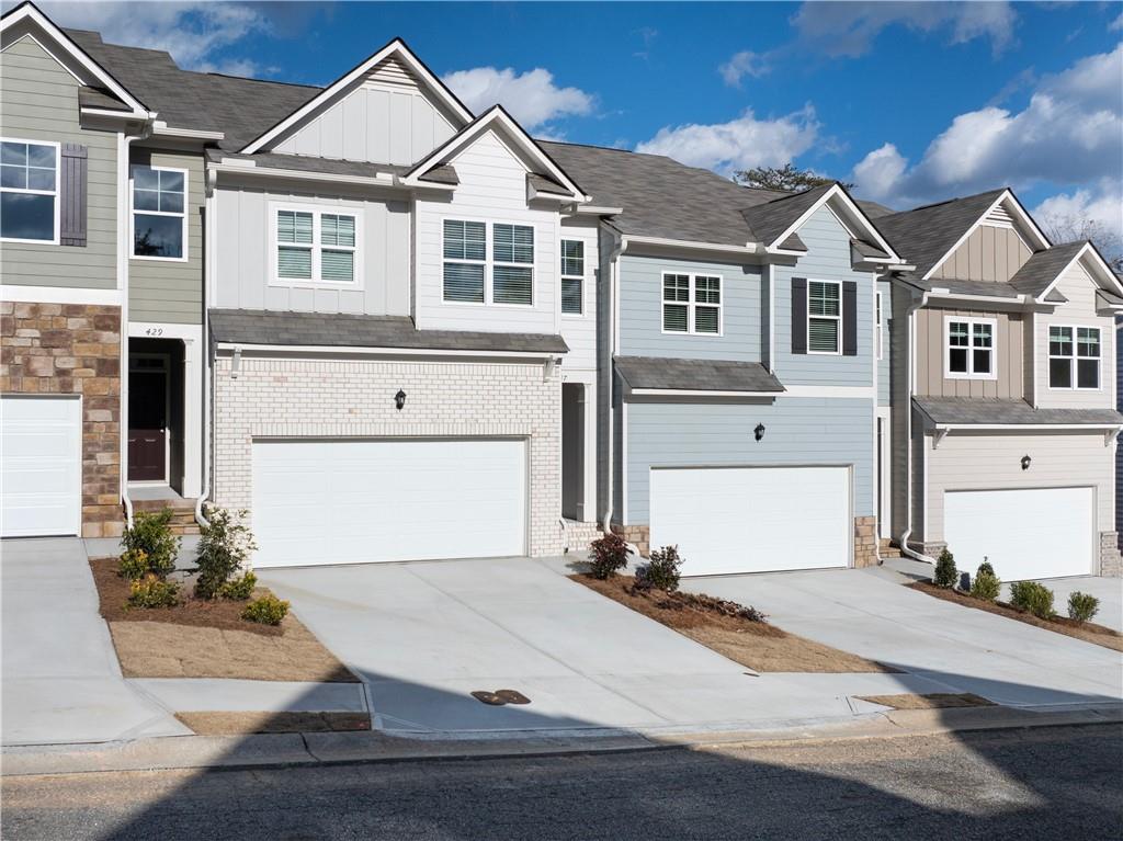 203 Stoneybrook Drive