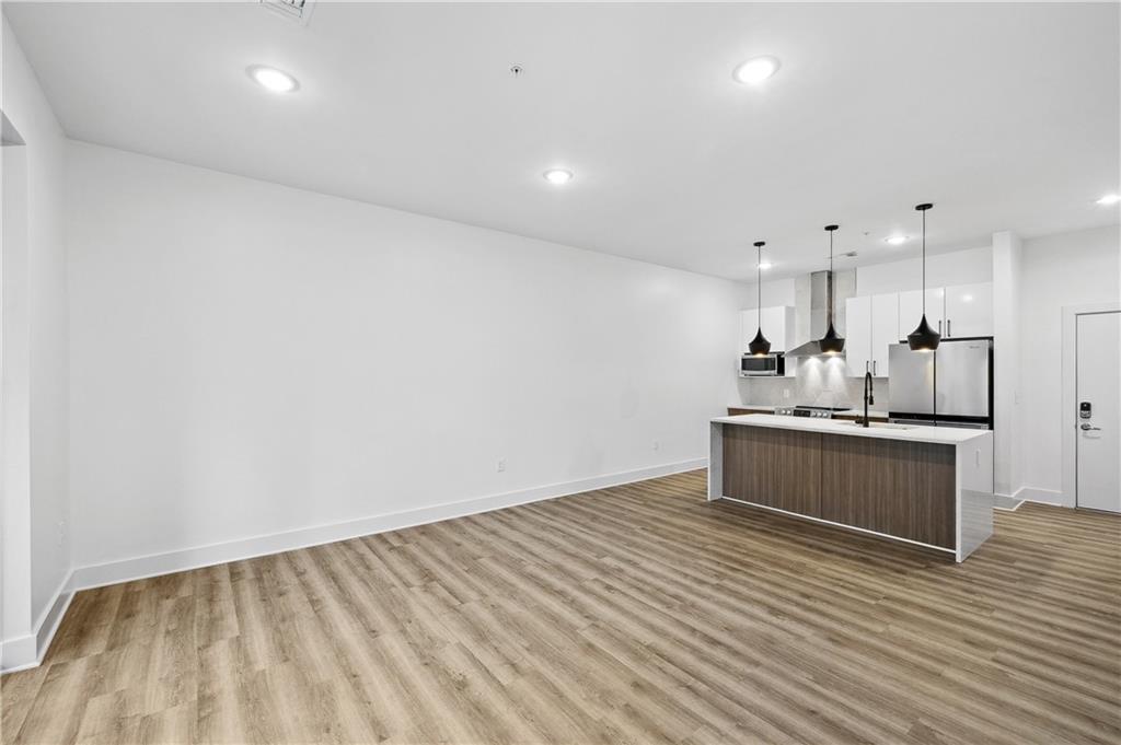 112 Rogers Street NE 304