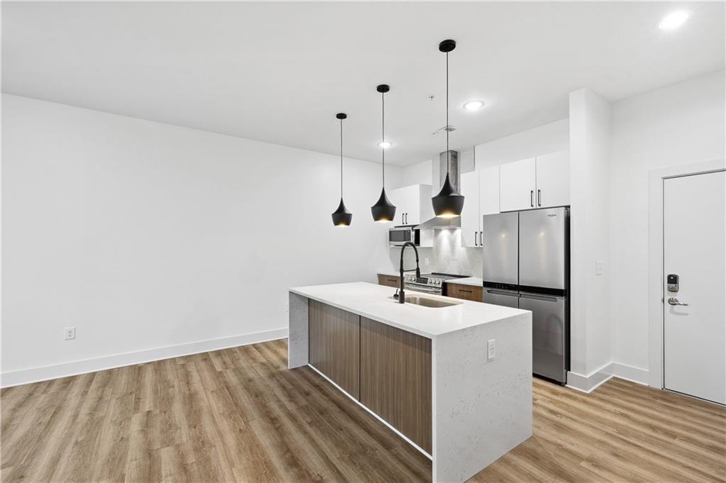 112 Rogers Street NE 304